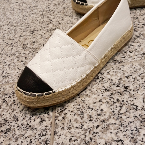 Ccocci Shoes - Ccocci Quilted Cap Toe Flats NEW IN BOX!